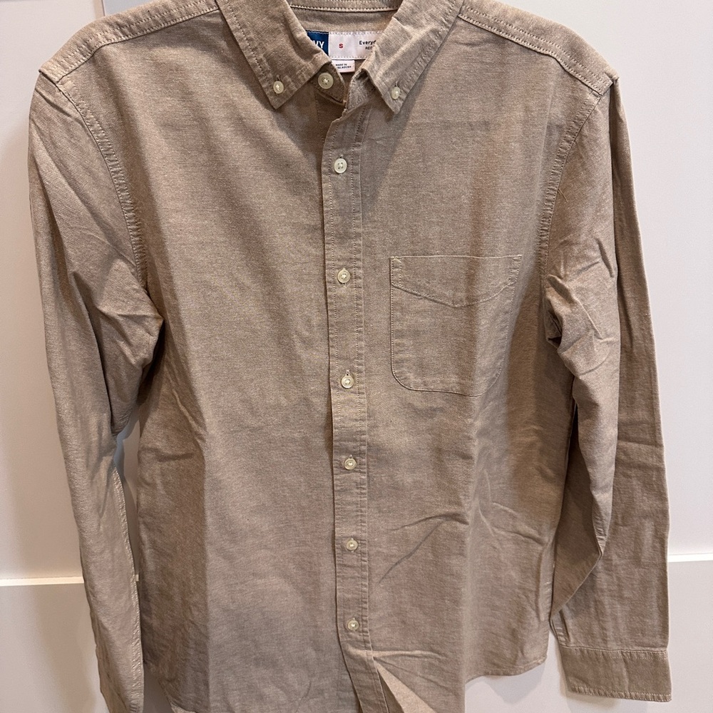 Old Navy Long-Sleeve Button-Down Shirt – Taupe/Beige, Size Small